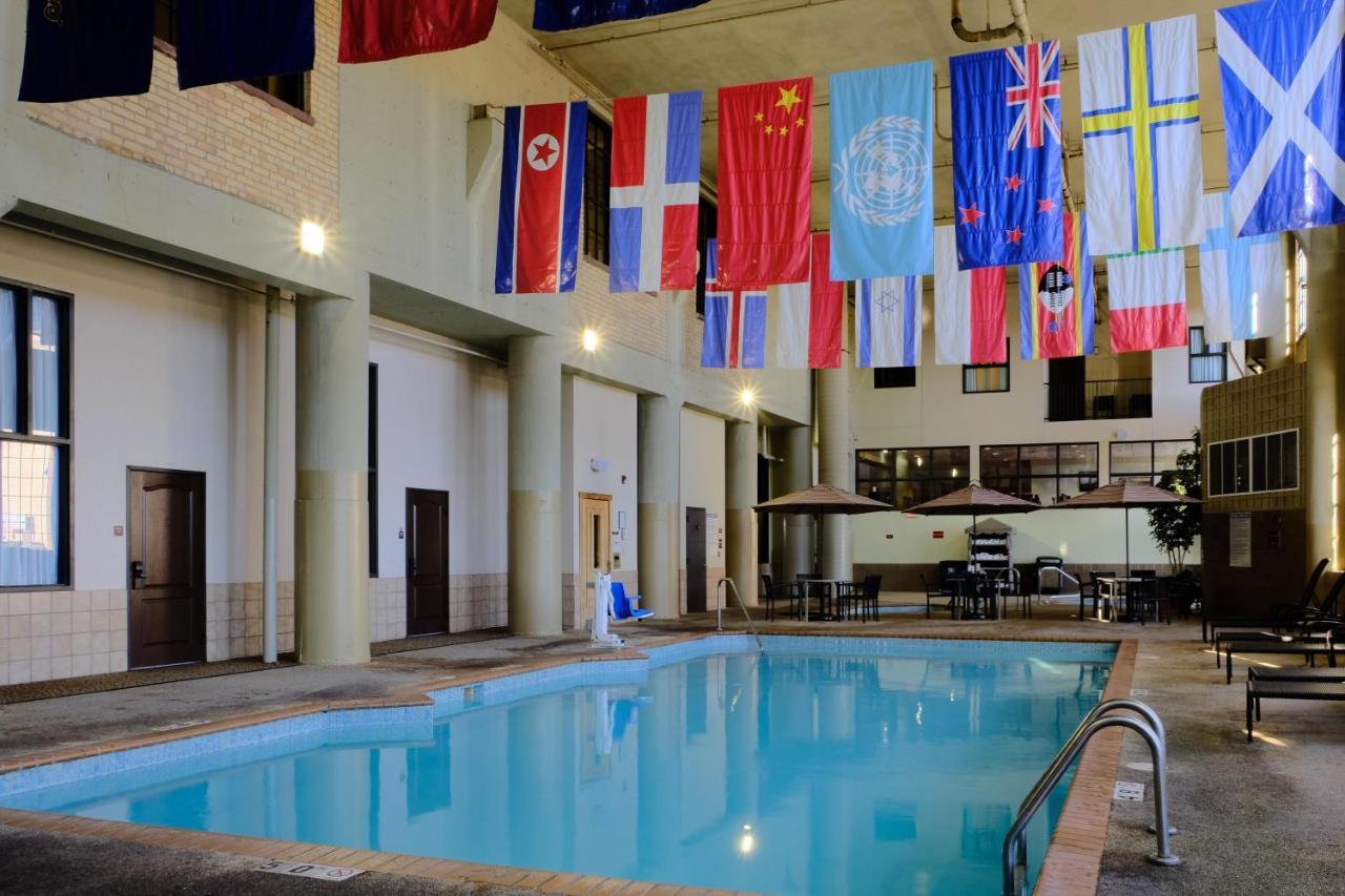 Pet-Friendly Canal Park Condonear Lakewalk Pool Duluth Esterno foto